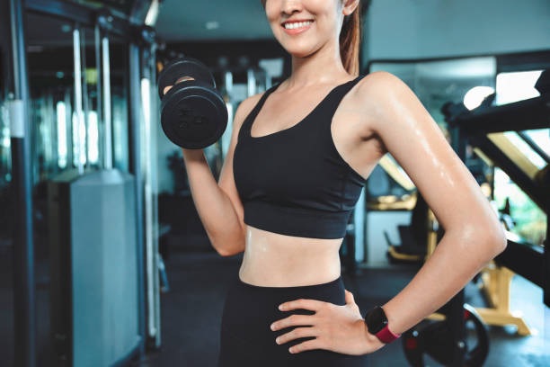 觀塘1700呎近港鐵站設備充足商廈樓上健身室轉讓