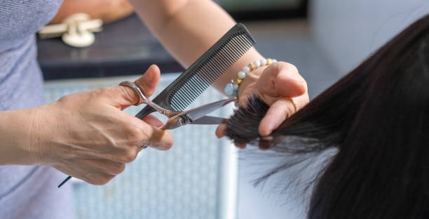  銅鑼灣商場新裝樓上速剪店轉讓