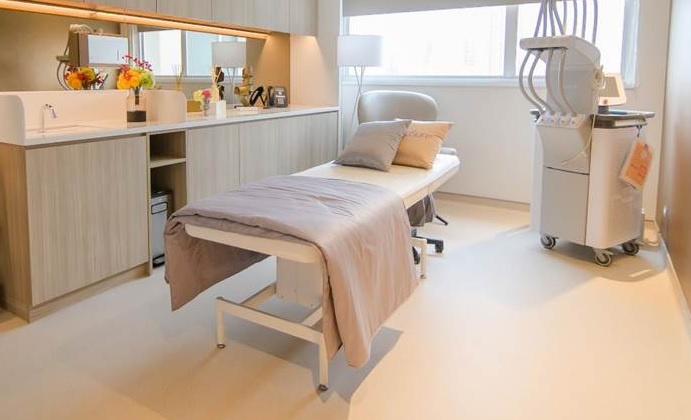 旺角核心區銀座式商廈4200呎豪裝10房醫美中心美容院場地轉讓